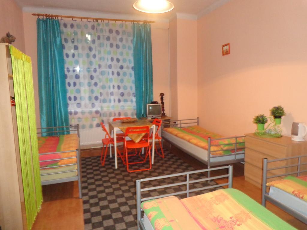 Hostel Taurus Krakow Bilik gambar